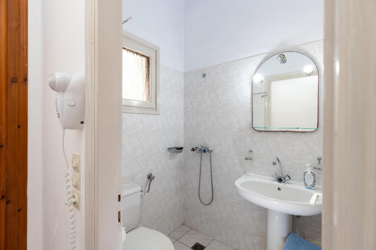 Peris Rooms Kamares  Exterior photo