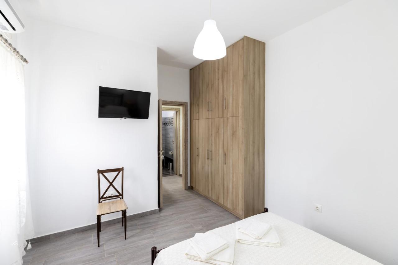 Peris Rooms Kamares  Exterior photo